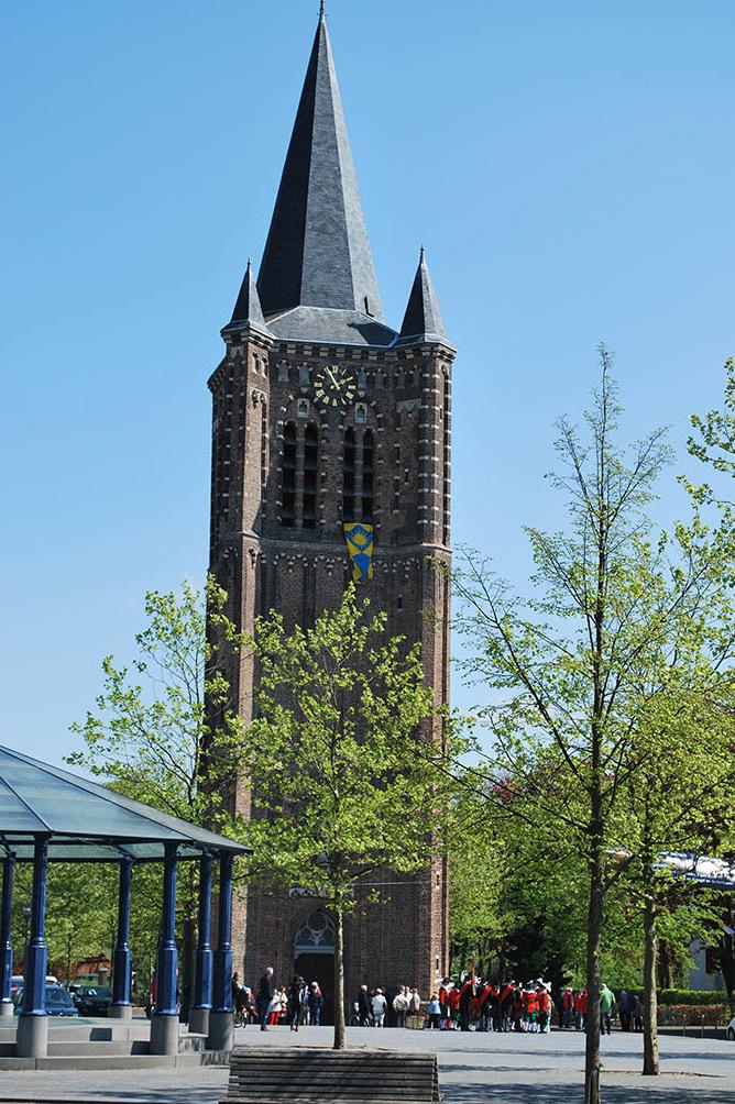 Torendag in Son op 6 mei In 2014 namen we met de Sonse Kerktoren voor de eerste keer deel aan de Middeleeuwse Kerktoren Route dit ook omdat we toen een mooie tentoonstelling in de toren konden laten